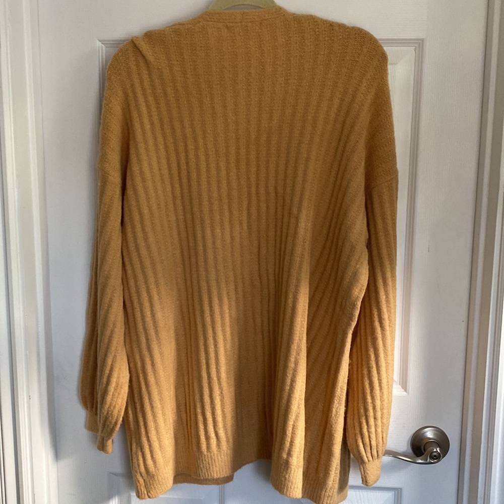 Cardigan - Picture 4 of 6